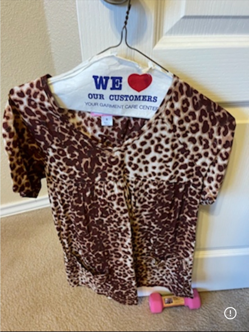 Leopard Print Short Sleeve V-Neck Top - Brown/Cream